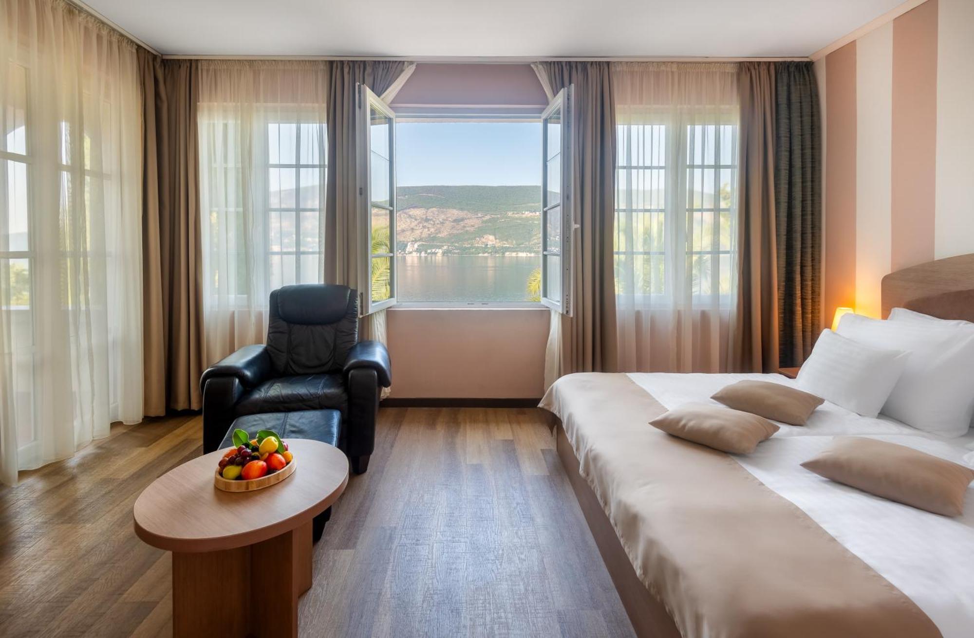 Hunguest Hotel Sun Resort Herceg Novi Exterior foto